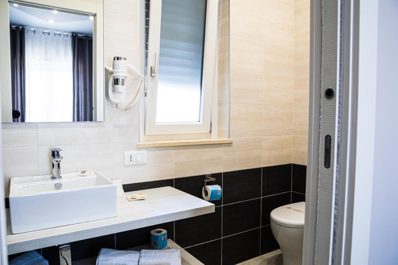 Hotel Ninfa Marina Termoli Esterno foto